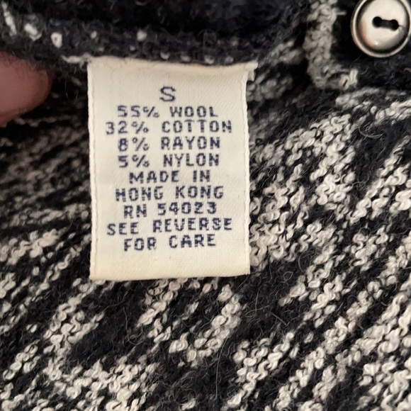 Vintage Wool Blend Button Down Cardigan snowflake Small Gap - Picture 12 of 13